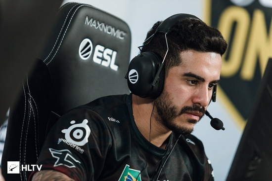 PUBG与布加迪联手打造豪华赛车体验